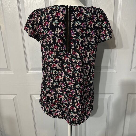Jessica Simpson Dark Floral Cap Sleeve Top - Size M, Navy - Picture 5 of 11